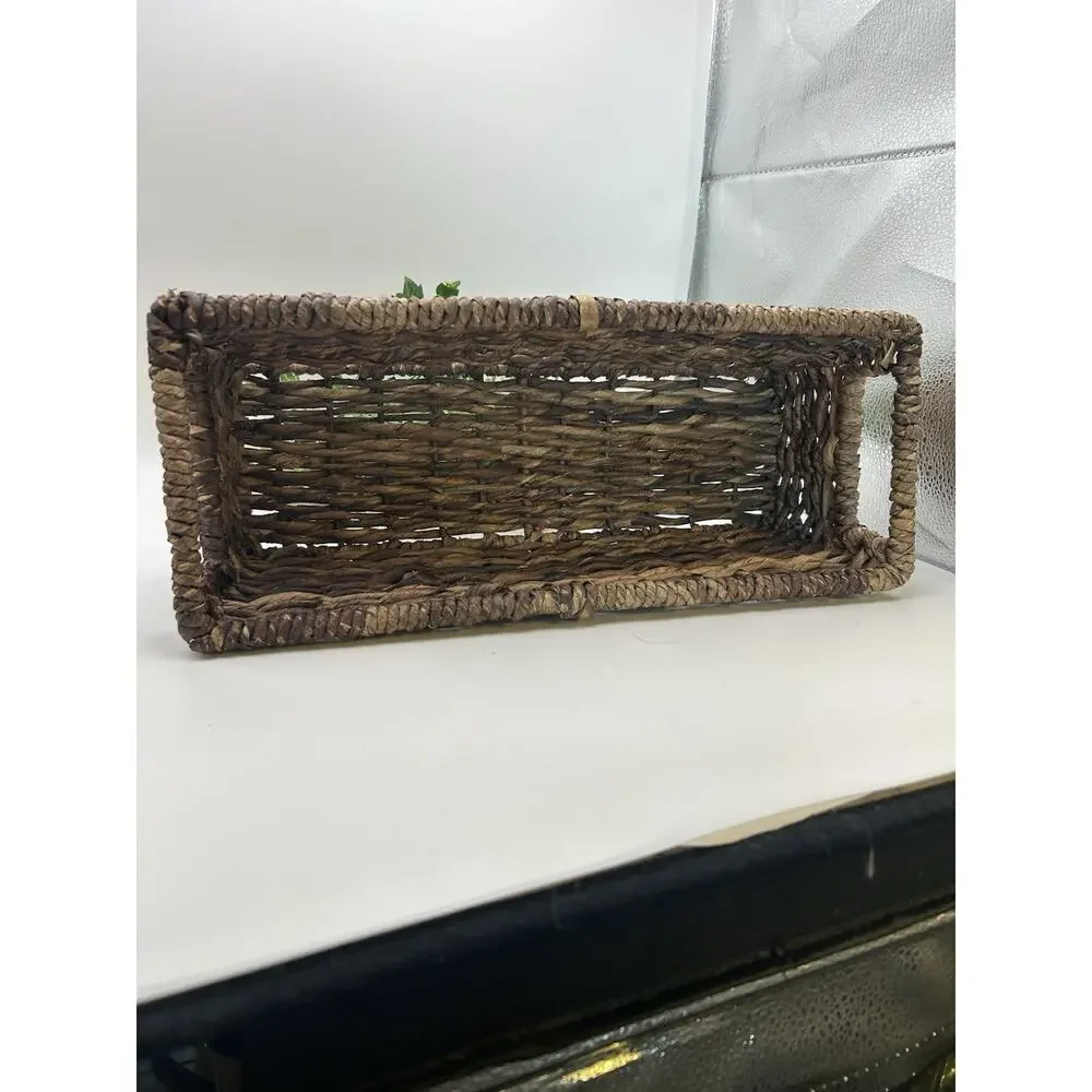 Unbranded this basket